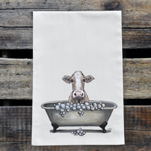 Load image into Gallery viewer, Bathtub Towel 'Maizy' in Tub, Farmhouse Bathroom Decor